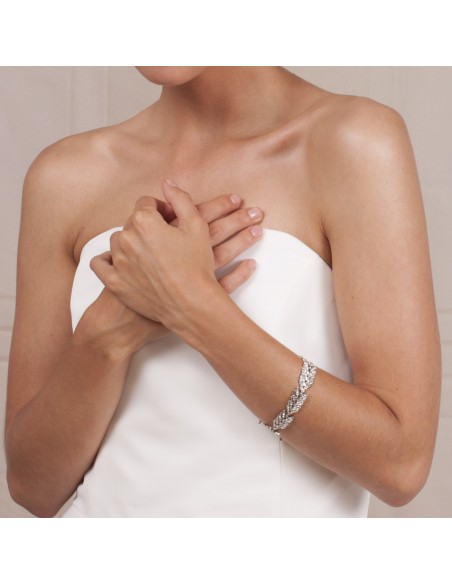 Elegant bracelet for bride