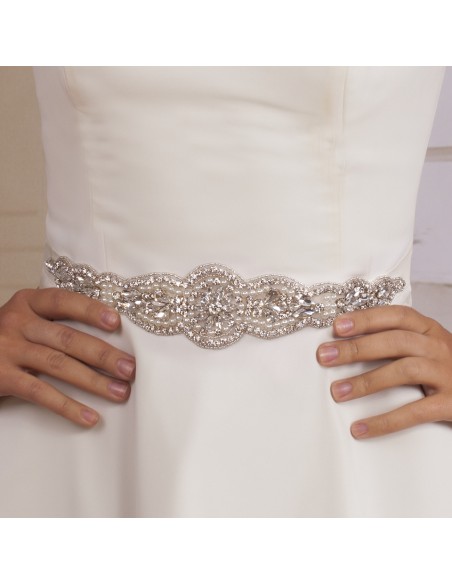 Model belt crystal bride