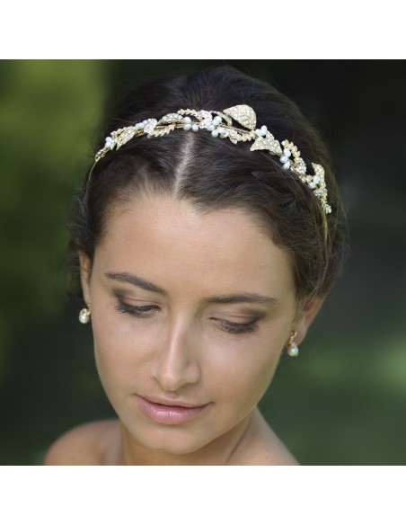 Model Estela Bridal Crown