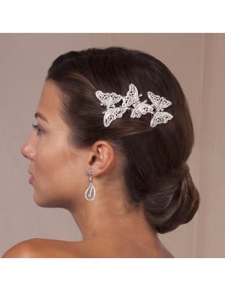 Peinados novia con accesorio mariposa edith