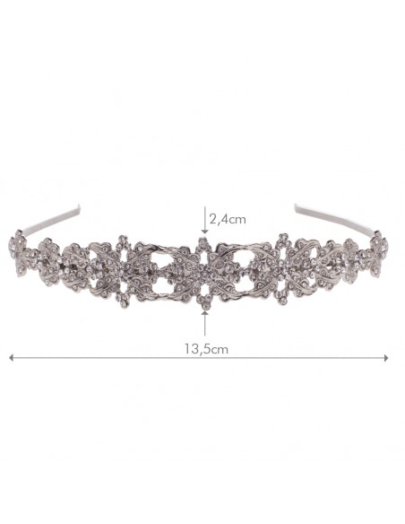 Measures tiara gillian