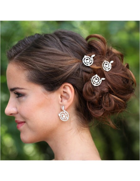 hairstyle with hairpin Vela