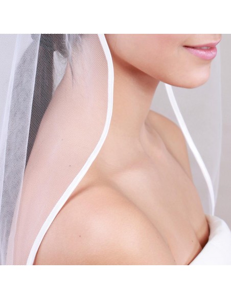Veiled model of a bride