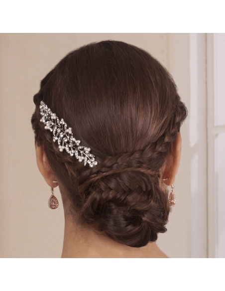 hairstyles with wedding accessories
