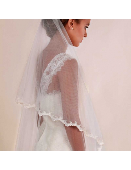 veils for melisa bride model