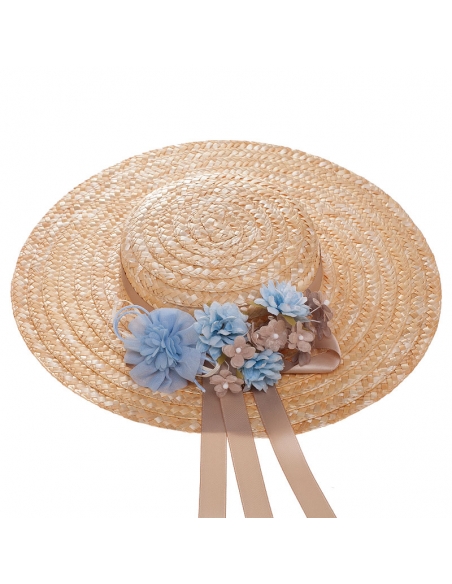 Straw hat for girl with ornamented flowers