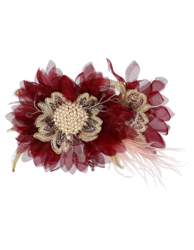 Brooch flower garnet