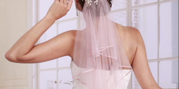10 long wedding veils for your wedding